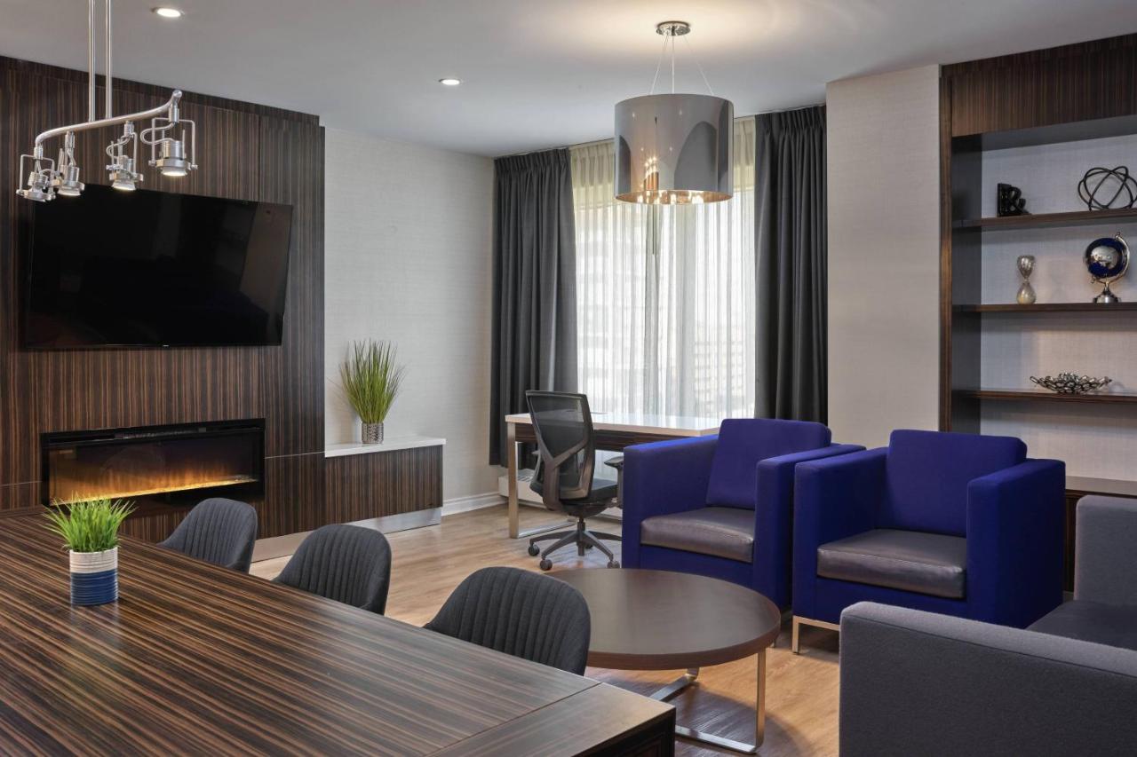 Delta Hotels By Marriott Edmonton Centre Suites Exteriér fotografie