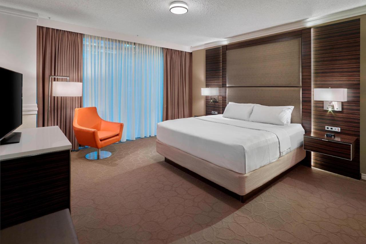 Delta Hotels By Marriott Edmonton Centre Suites Exteriér fotografie