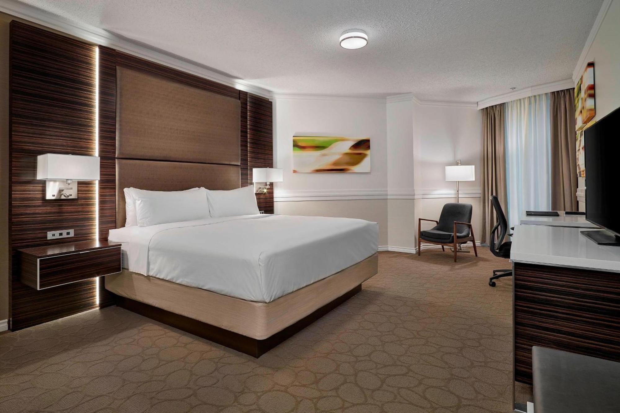 Delta Hotels By Marriott Edmonton Centre Suites Exteriér fotografie