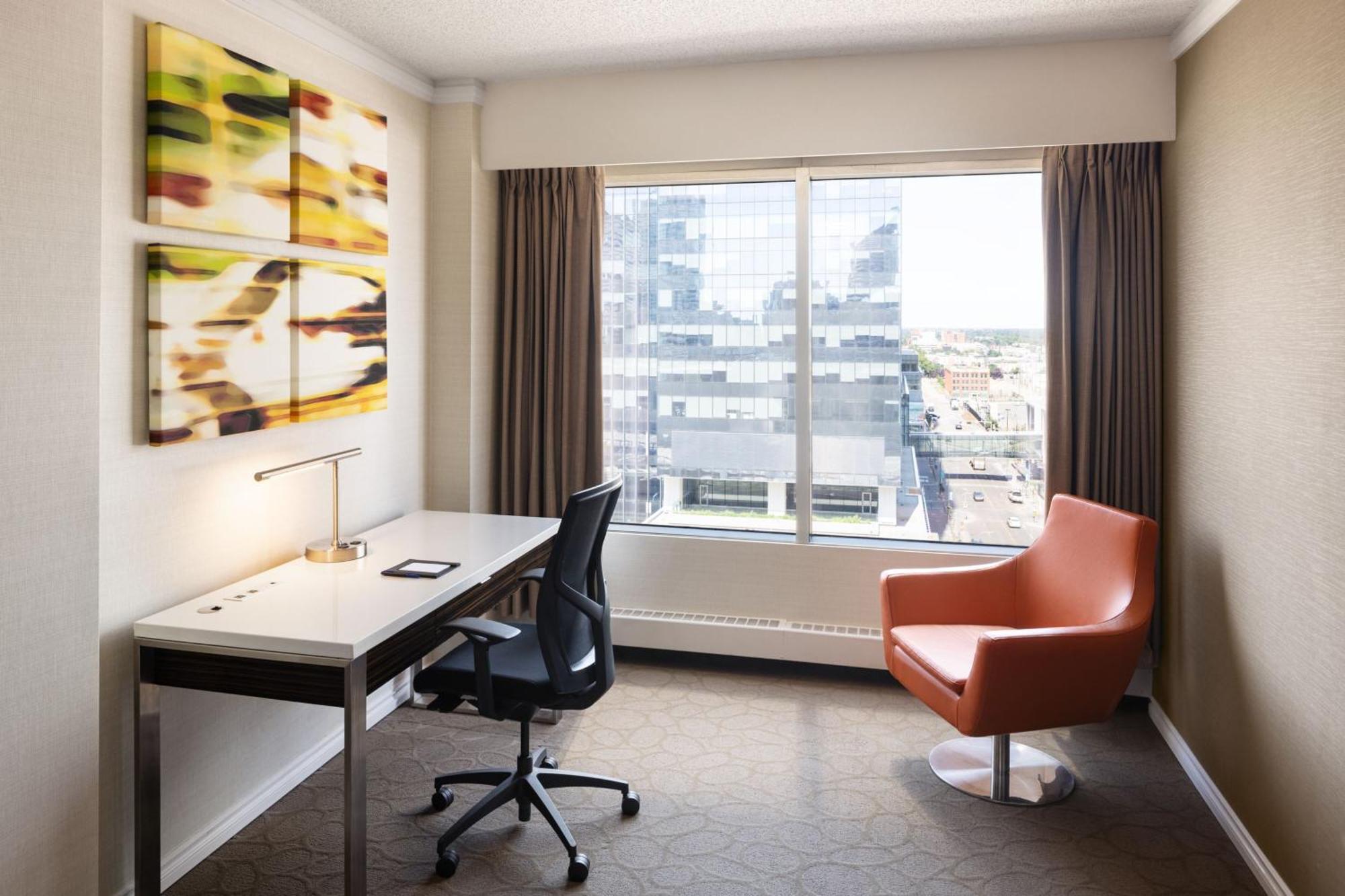 Delta Hotels By Marriott Edmonton Centre Suites Exteriér fotografie