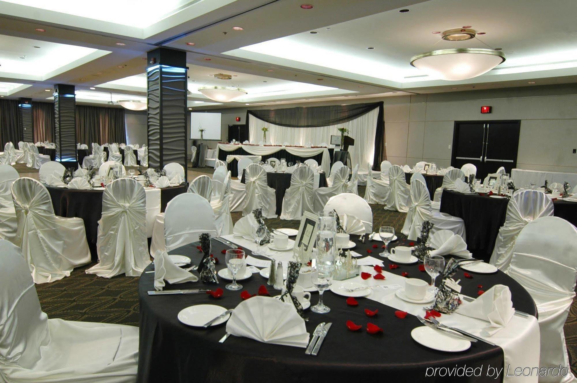 Delta Hotels By Marriott Edmonton Centre Suites Restaurace fotografie
